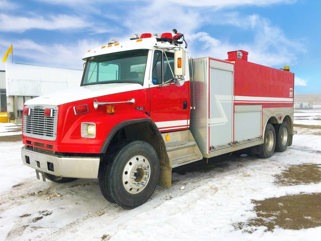 2004 Freightliner FL 80 3000 Gallon Tanker (T1202) Fenton Fire
