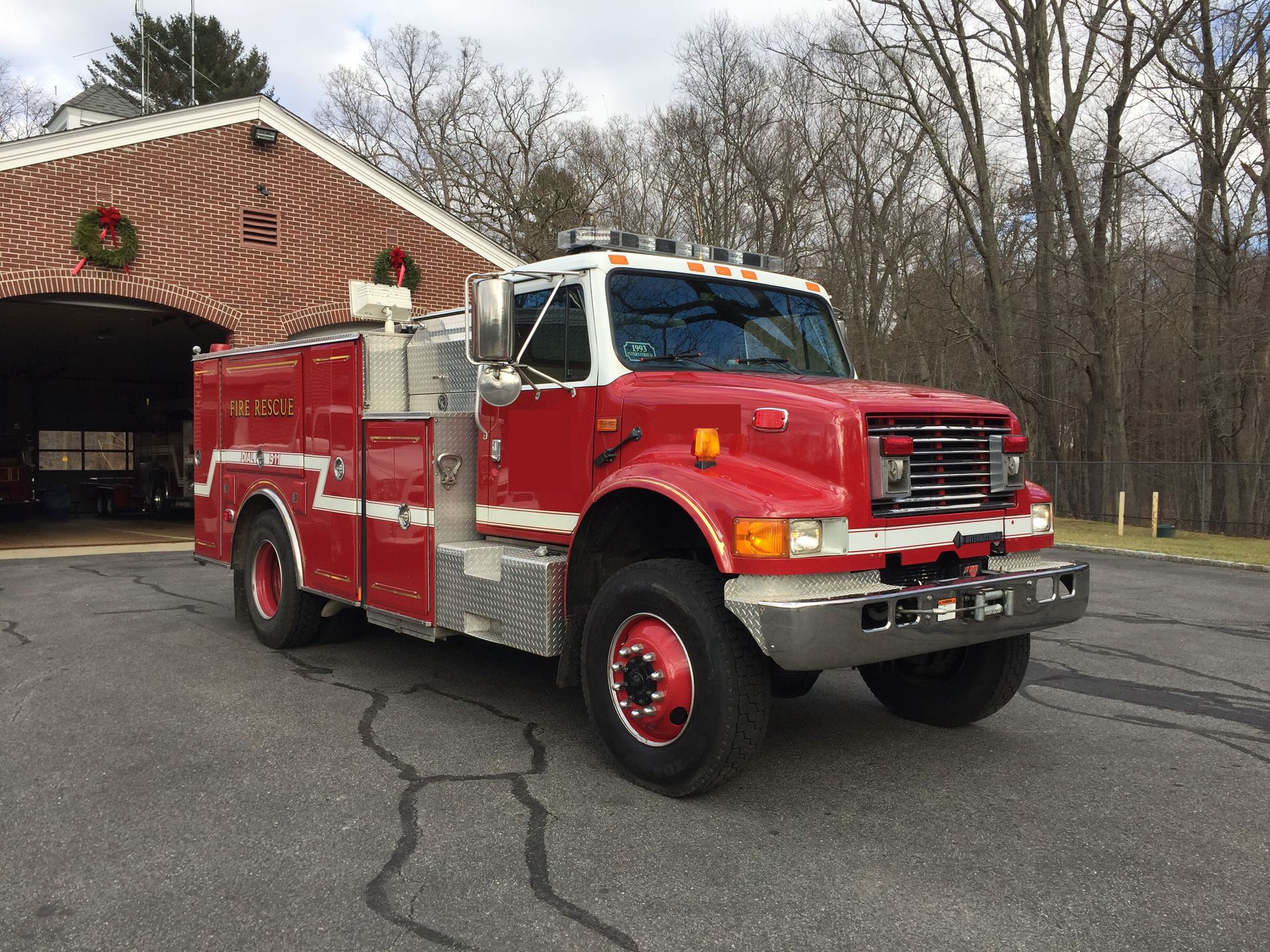 WHELEN DEUTSCHLAND Distribution. United Pacific Fire Truck Horn