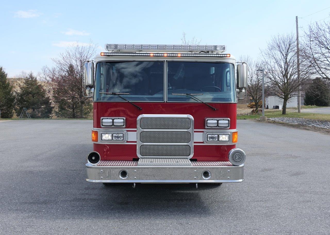 2005 Pierce Enforcer Rescue Pumper 1500/1000 (E4272)