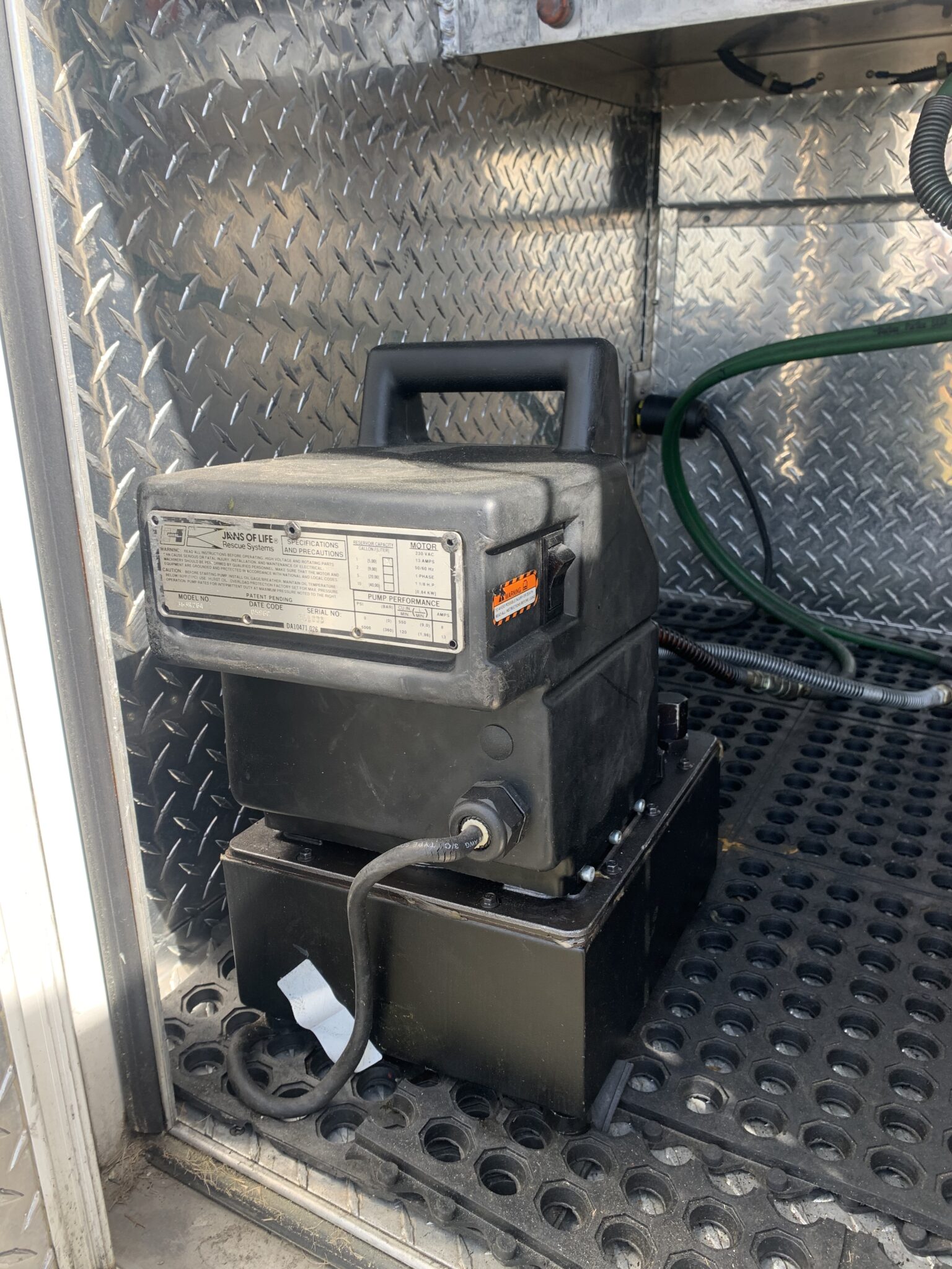 5000 PSI Hurst Equipment (A2591) Fenton Fire