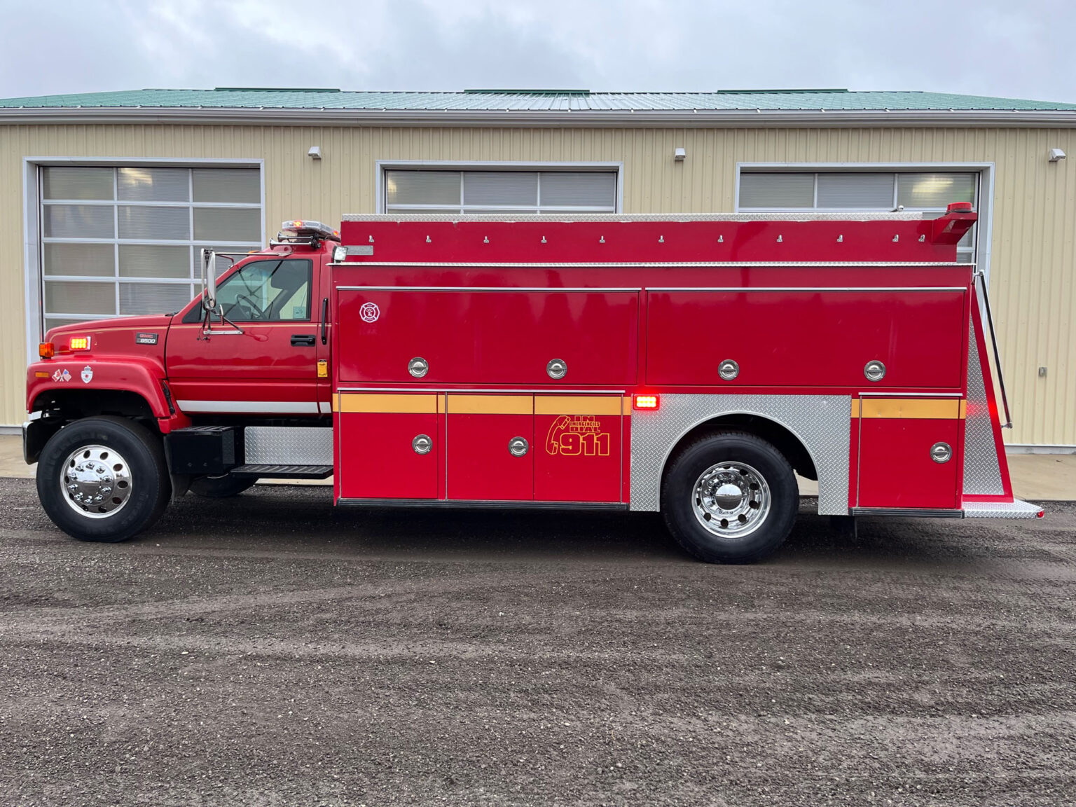1999 GMC 8500 Tanker Tender 2000 Gallon T1330 Fenton Fire 1999-gmc-8500-tanker-tender-2000-gallon-t1330-fenton-fire
