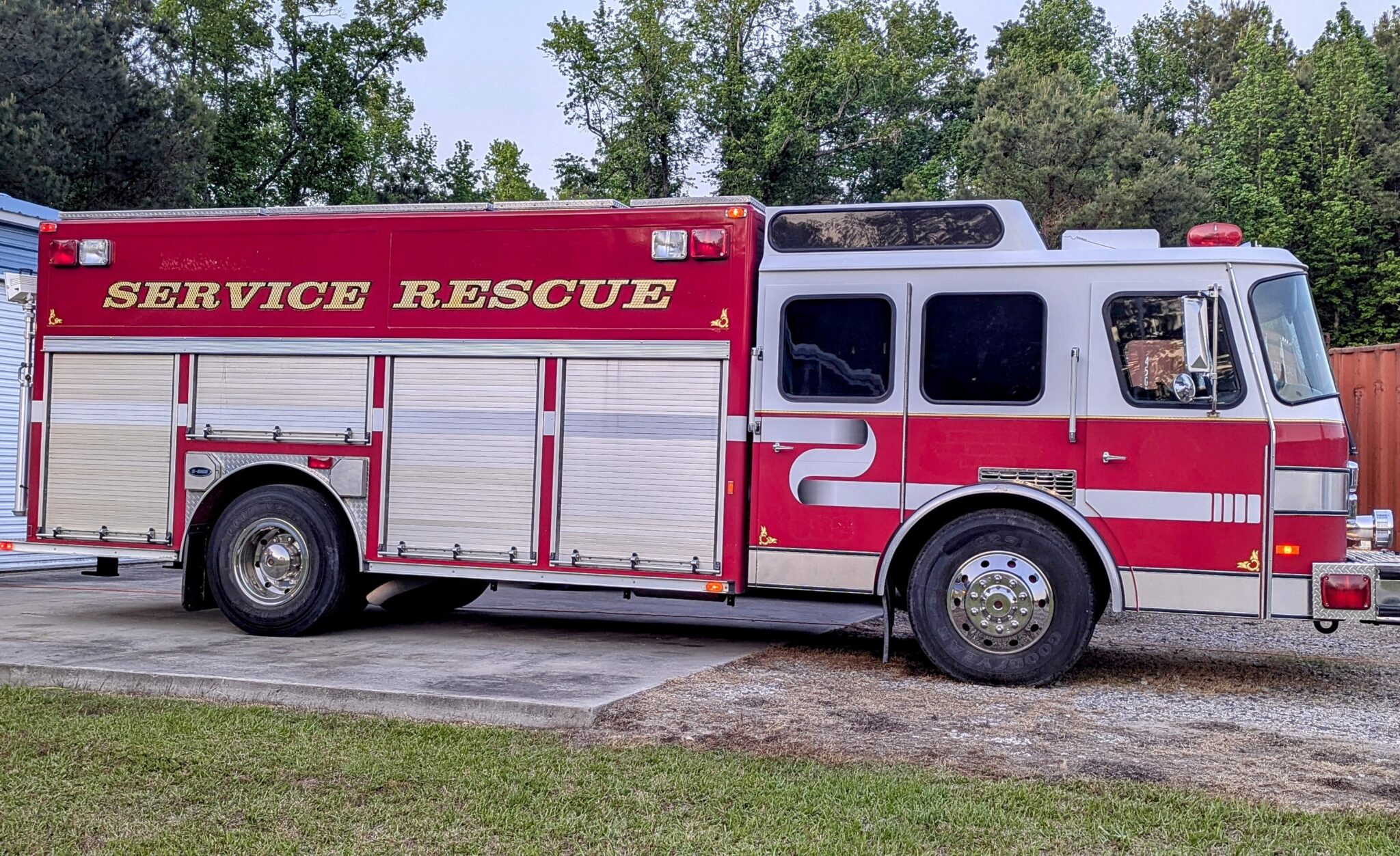 E One Heavy Rescue 1997 E-One Heavy Walkaround Rescue (R2468) | Fenton Fire